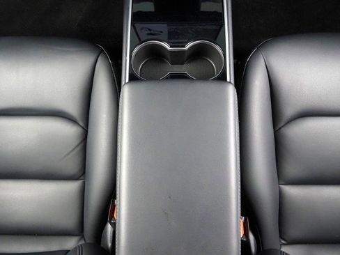 Used 2020 Tesla Model 3 Standard Range Plus image 23