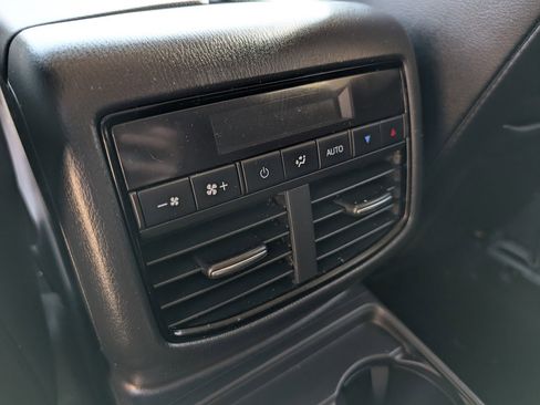 Used 2020 MAZDA CX-9 Touring w/ Touring Premium Package image 9