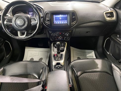 Used 2019 Jeep Compass Latitude w/ Cold Weather Group image 17