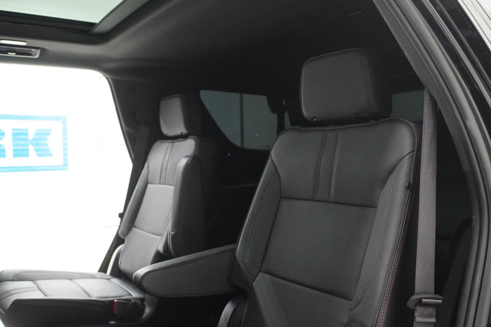 Used 2023 Chevrolet Tahoe RST w/ Sport Performance Package AWD/4WD image 28