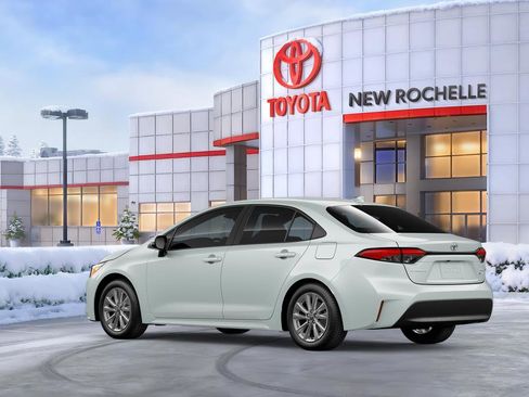 New 2026 Toyota Corolla XLE image 6