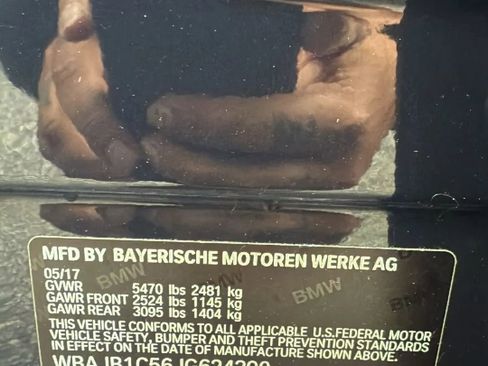 Used 2018 BMW 530e xDrive image 32