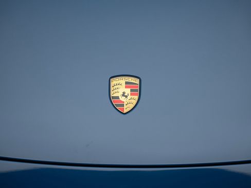 Used 2022 Porsche Taycan 4S image 13