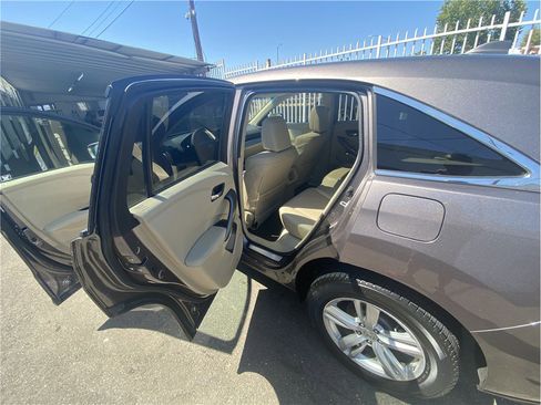 Used 2013 Acura RDX AWD image 9