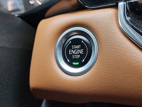Used 2024 GMC Canyon AT4 AWD/4WD image 19