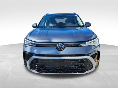 New 2025 Volkswagen Taos SEL image 2