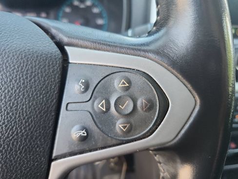 Used 2022 Chevrolet Colorado LT w/ Fleet Safety Package RWD image 11