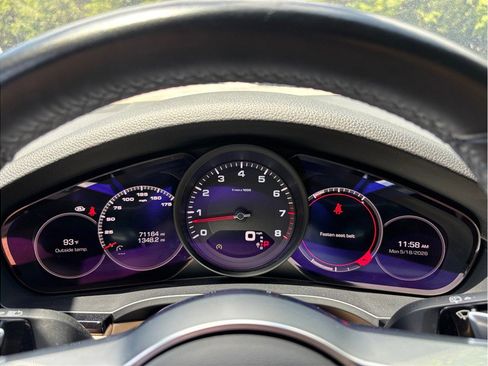 Used 2020 Porsche Cayenne AWD/4WD image 23