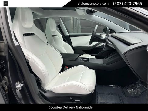Used 2025 Tesla Model 3 Performance image 20