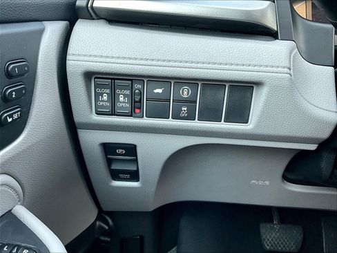 Used 2023 Honda Odyssey EX-L image 38