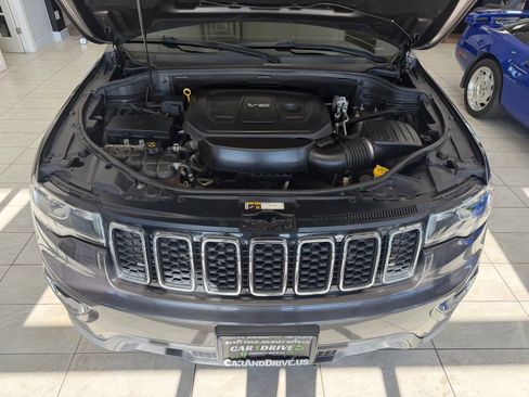Used 2019 Jeep Grand Cherokee Laredo image 25