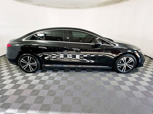 Used 2023 Mercedes-Benz EQE 500 4MATIC Sedan image 2