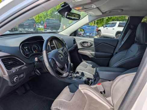 Used 2021 Jeep Cherokee Latitude Lux image 10