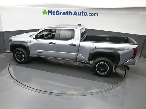 Used 2024 Toyota Tacoma TRD Off-Road AWD/4WD image 24