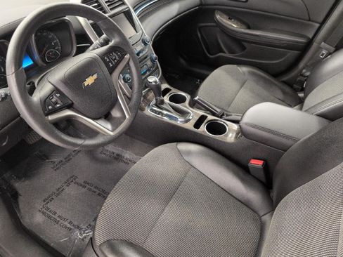 Used 2015 Chevrolet Malibu LT w/ Power Convenience Package FWD image 9