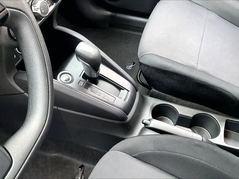 Certified 2024 Nissan Kicks S image 15