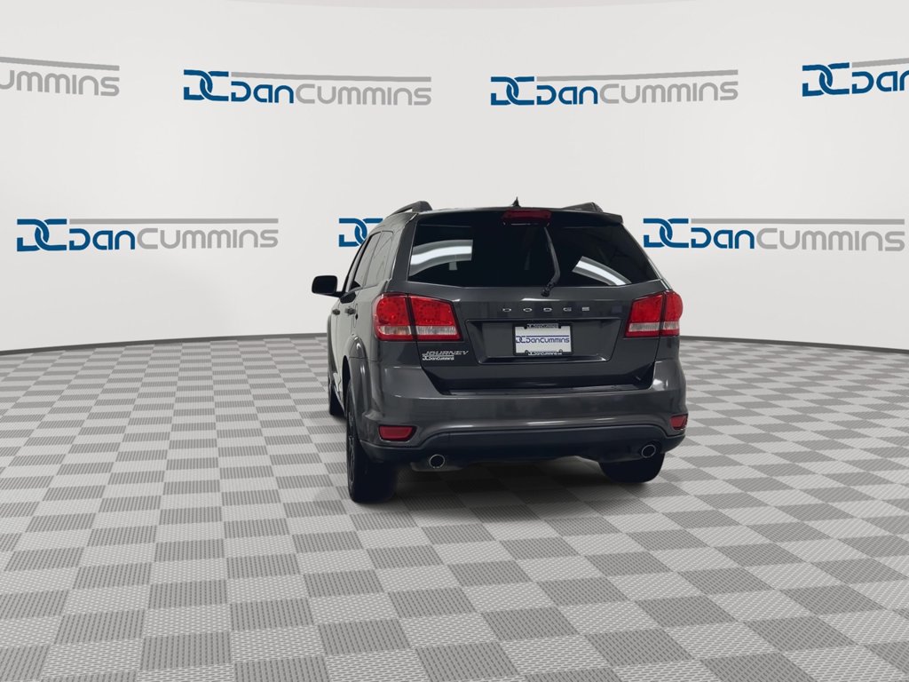Used 2015 Dodge Journey SXT w/ Flexible Seating Group FWD image 7