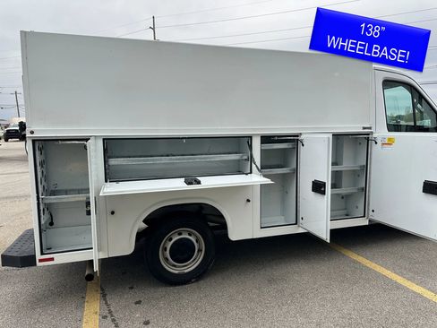 Used 2023 Ford Transit 350 w/ Interior Upgrade Package image 4