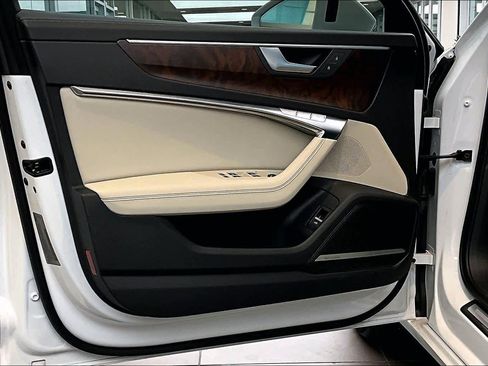 Used 2023 Audi A6 Premium Plus w/ Premium Plus Package image 21