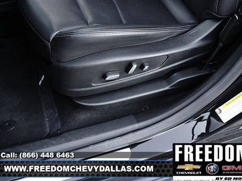 Used 2024 Cadillac XT6 Premium Luxury image 33