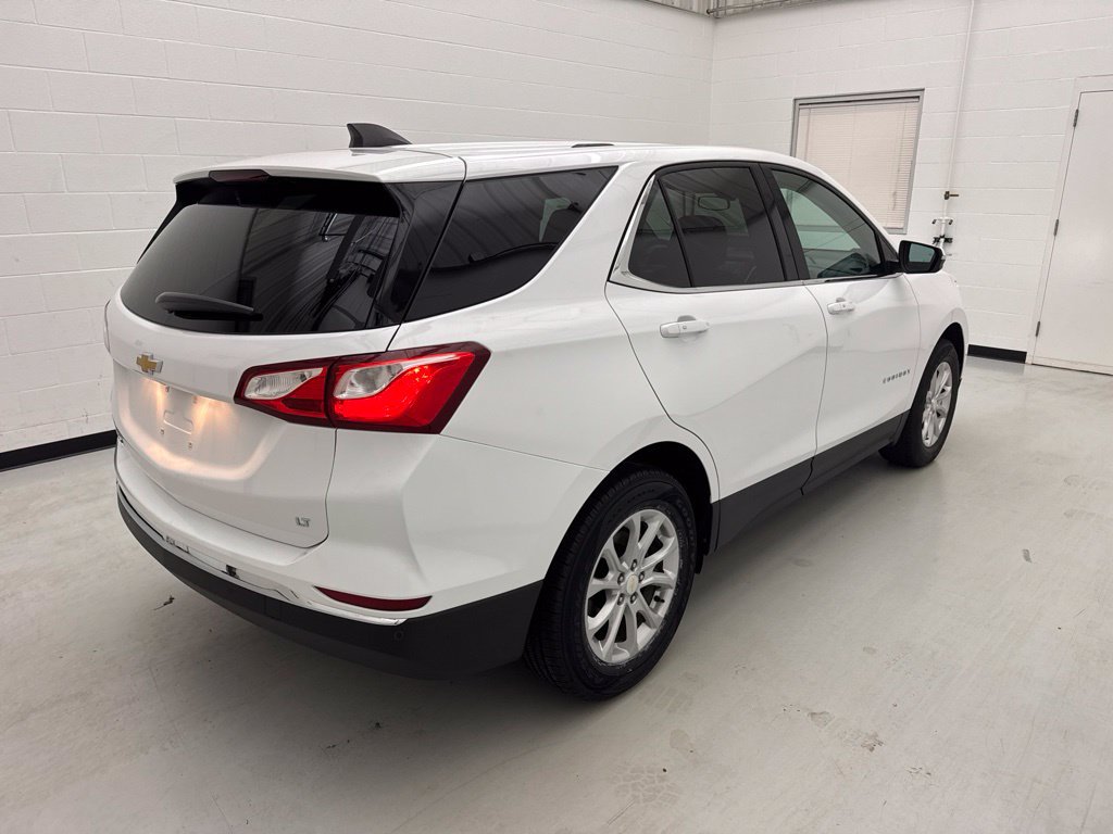 Used 2018 Chevrolet Equinox LT FWD image 9