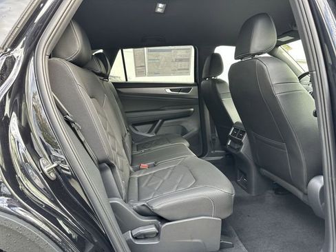 New 2026 Volkswagen Atlas Cross Sport SE image 19