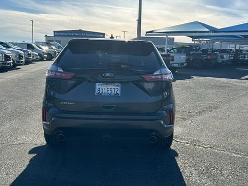 Certified 2020 Ford Edge ST-Line w/ Cold Weather Package image 4