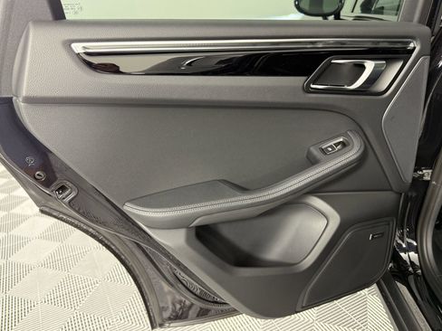 Certified 2026 Porsche Macan S AWD/4WD image 30