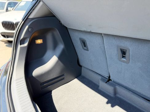 Used 2020 Chevrolet Bolt LT FWD image 20