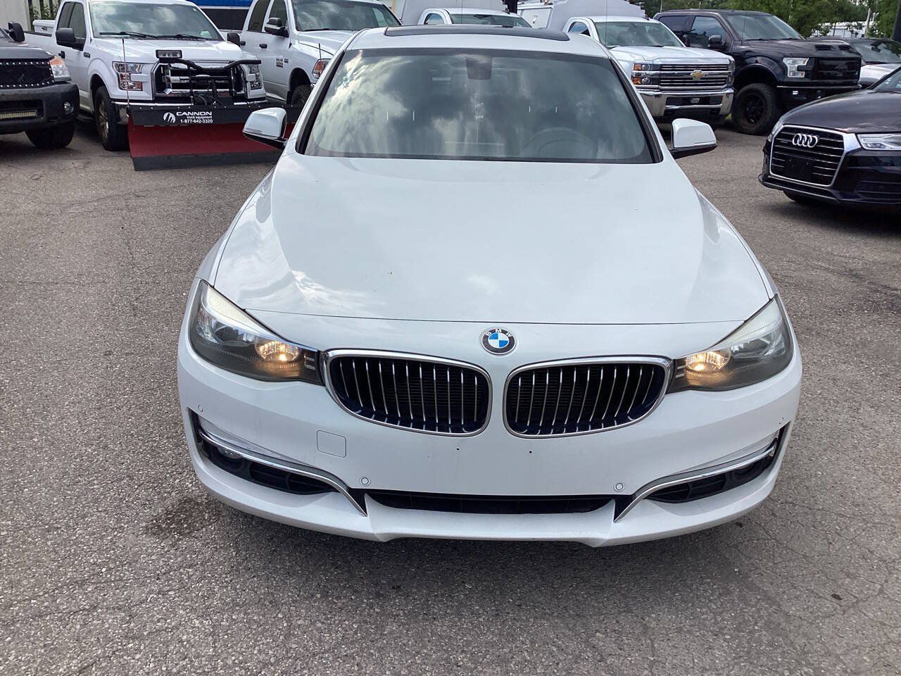 Used 2016 BMW 328i Gran Turismo xDrive AWD/4WD image 4