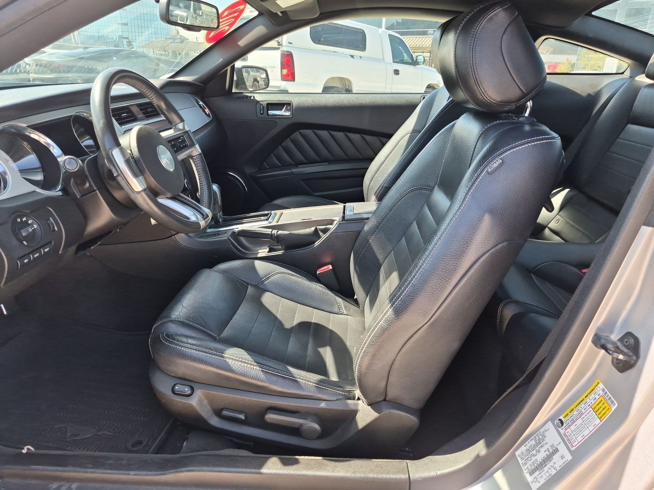Used 2012 Ford Mustang Premium RWD image 23
