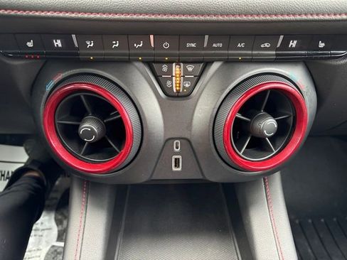 Used 2019 Chevrolet Blazer RS image 18