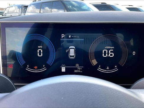 Certified 2025 Hyundai Tucson SEL image 24