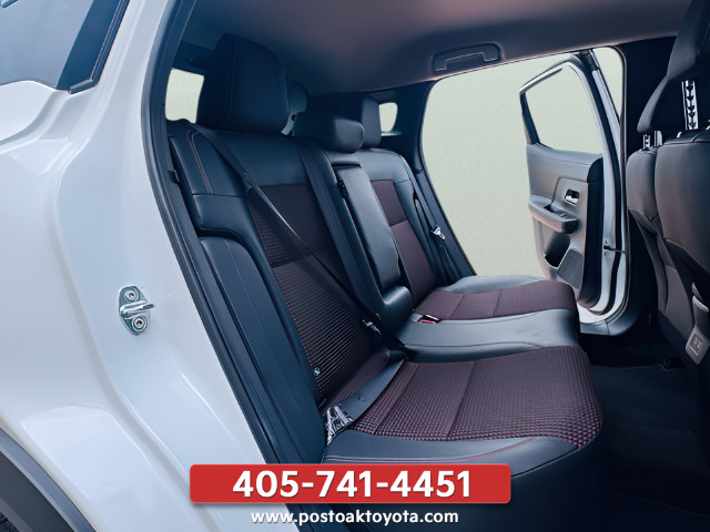 Used 2026 Nissan Kicks SR FWD image 26