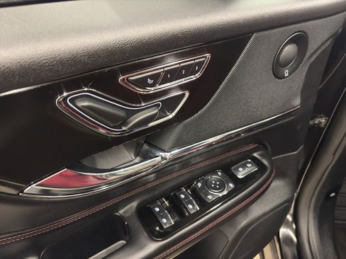 Used 2025 Lincoln Corsair Grand Touring w/ Equipment Group 302A image 20