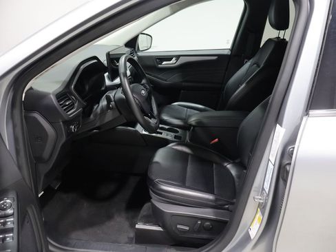 Used 2024 Ford Escape Platinum AWD/4WD image 9
