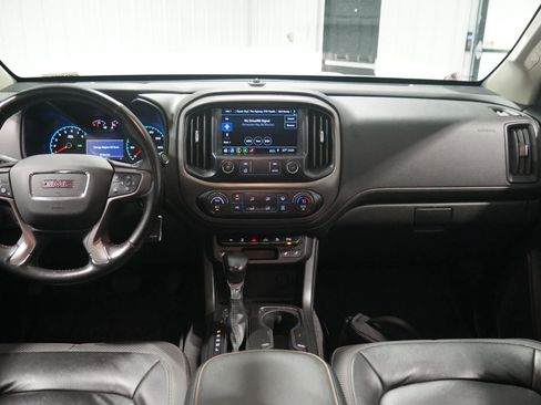 Used 2022 GMC Canyon AT4 image 19