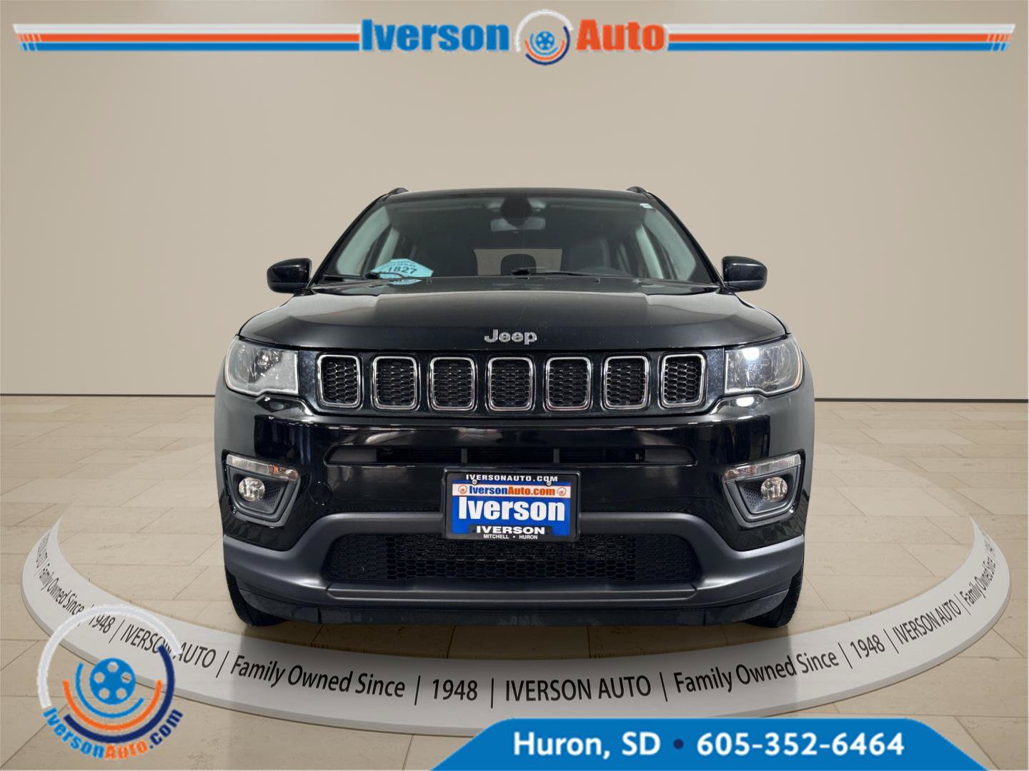Used 2019 Jeep Compass Latitude AWD/4WD image 2