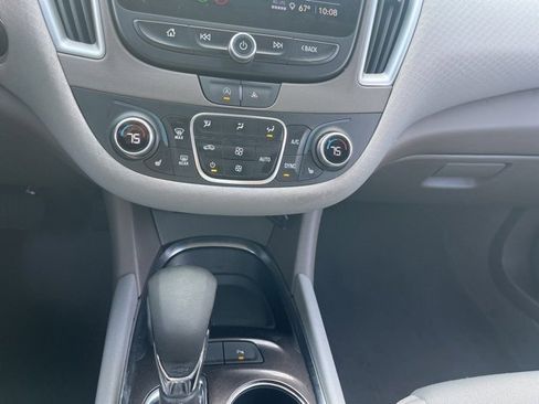 Used 2024 Chevrolet Malibu LT image 18