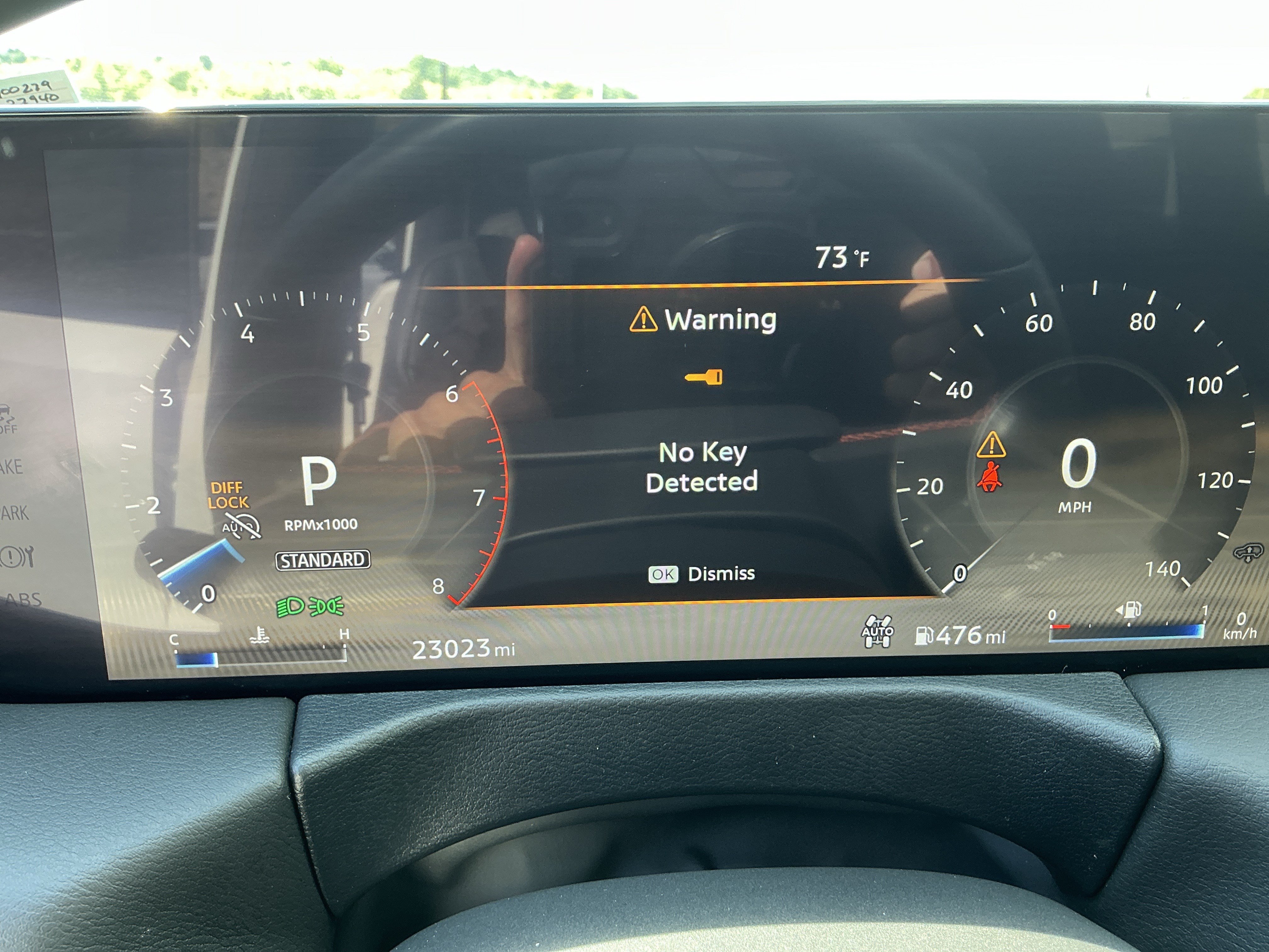 Used 2025 Nissan Armada PRO-4X AWD/4WD image 15