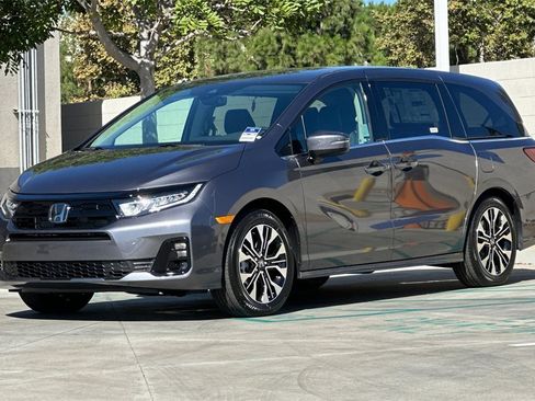 New 2026 Honda Odyssey Elite image 8