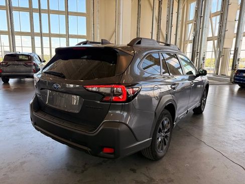 Certified 2024 Subaru Outback Onyx Edition AWD/4WD image 3