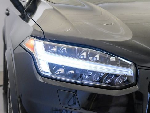 Certified 2023 Volvo XC90 B6 Ultimate w/ Protection Package Premier AWD/4WD image 8