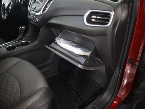 Used 2020 Chevrolet Equinox LT w/ Driver Convenience Package AWD/4WD image 55