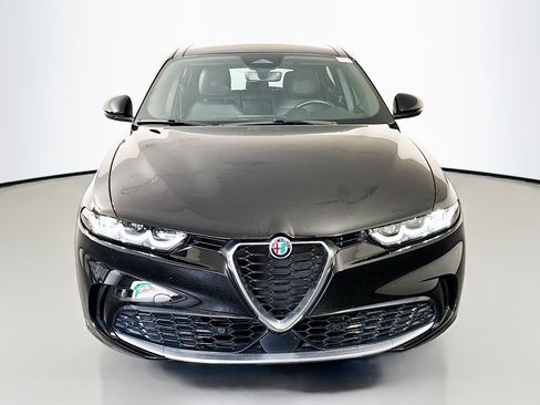 Used 2024 Alfa Romeo Tonale Ti AWD/4WD image 2