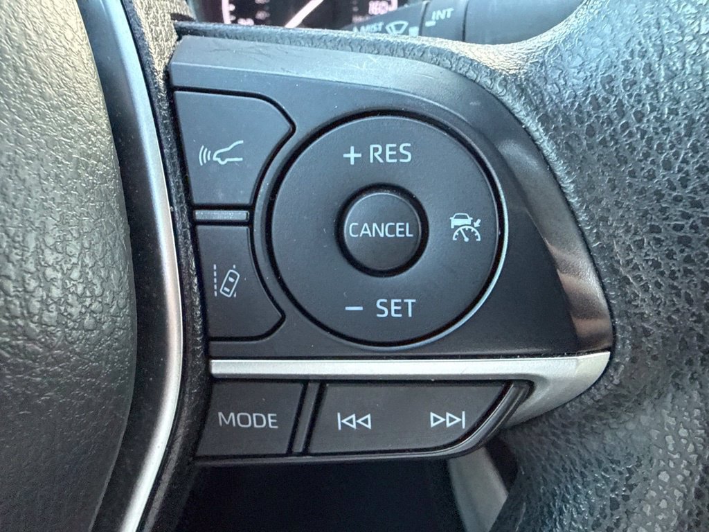 Used 2024 Toyota Camry LE FWD image 23