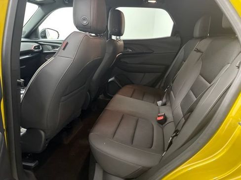 Used 2023 Chevrolet TrailBlazer RS w/ Sun and Liftgate Package FWD image 19