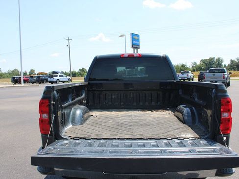 Used 2018 Chevrolet Silverado 1500 LT w/ All Star Edition AWD/4WD image 16