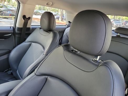Certified 2024 MINI Cooper S FWD image 11