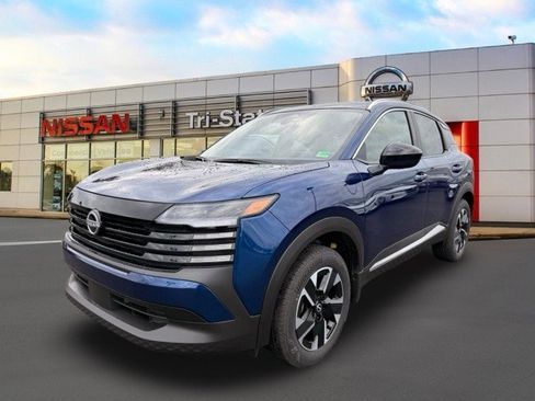 New 2026 Nissan Kicks SV w/ SV Premium Package image 2